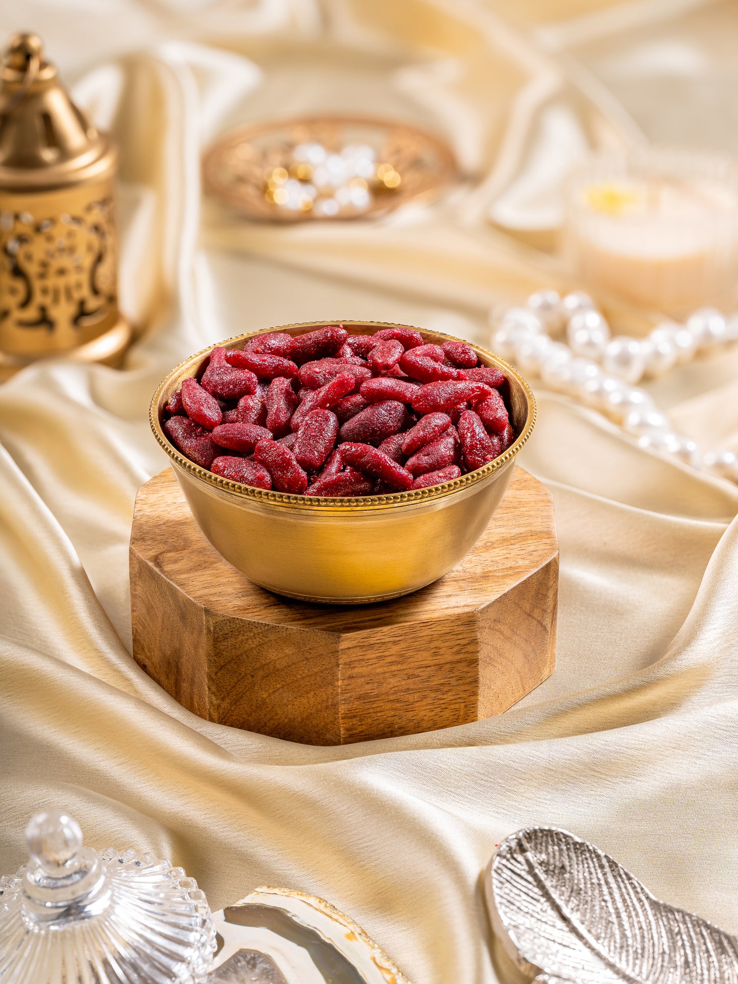 Raisin-E-Anar